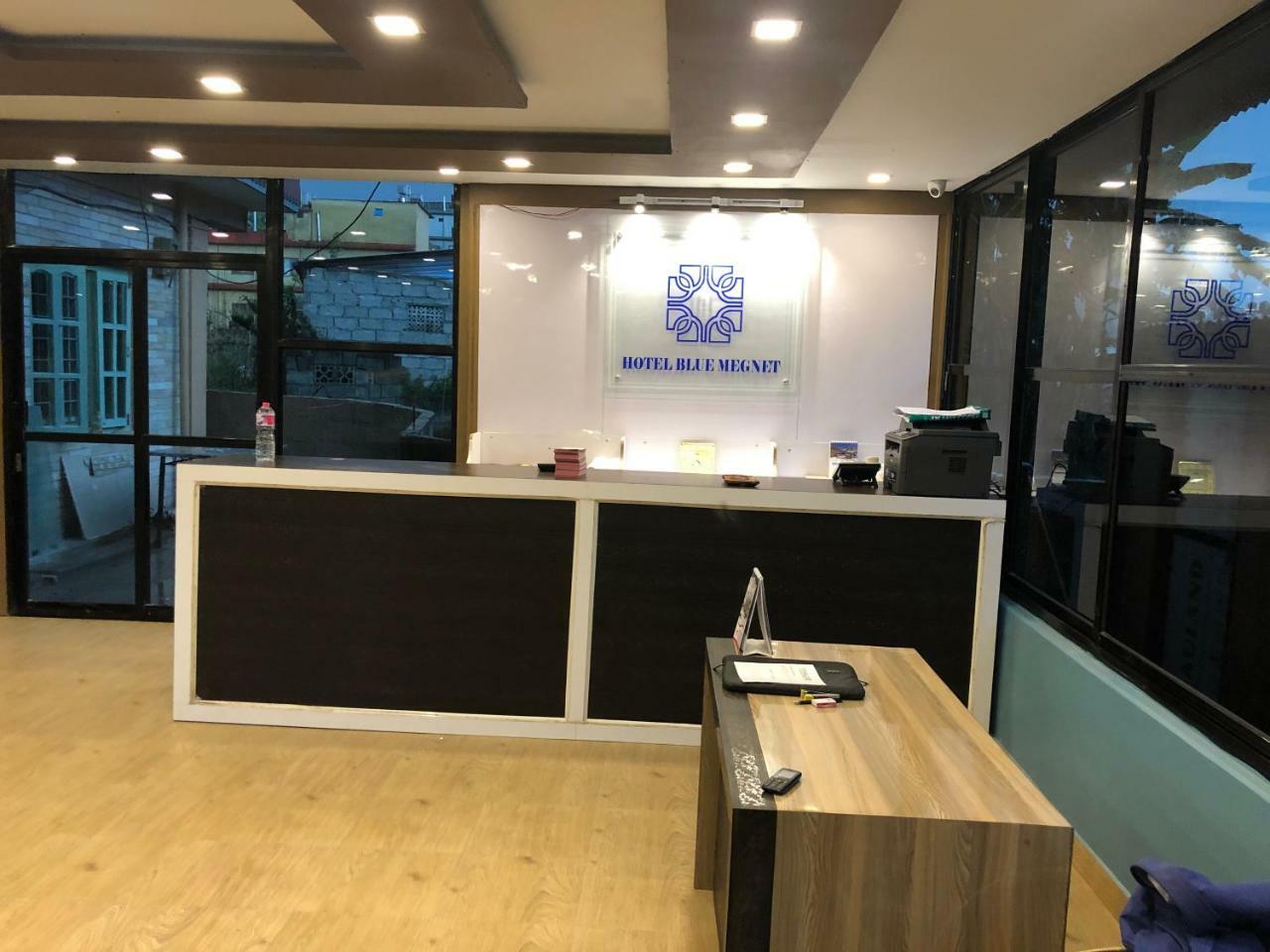 Hotel Blue Magnet Pokhara Luaran gambar