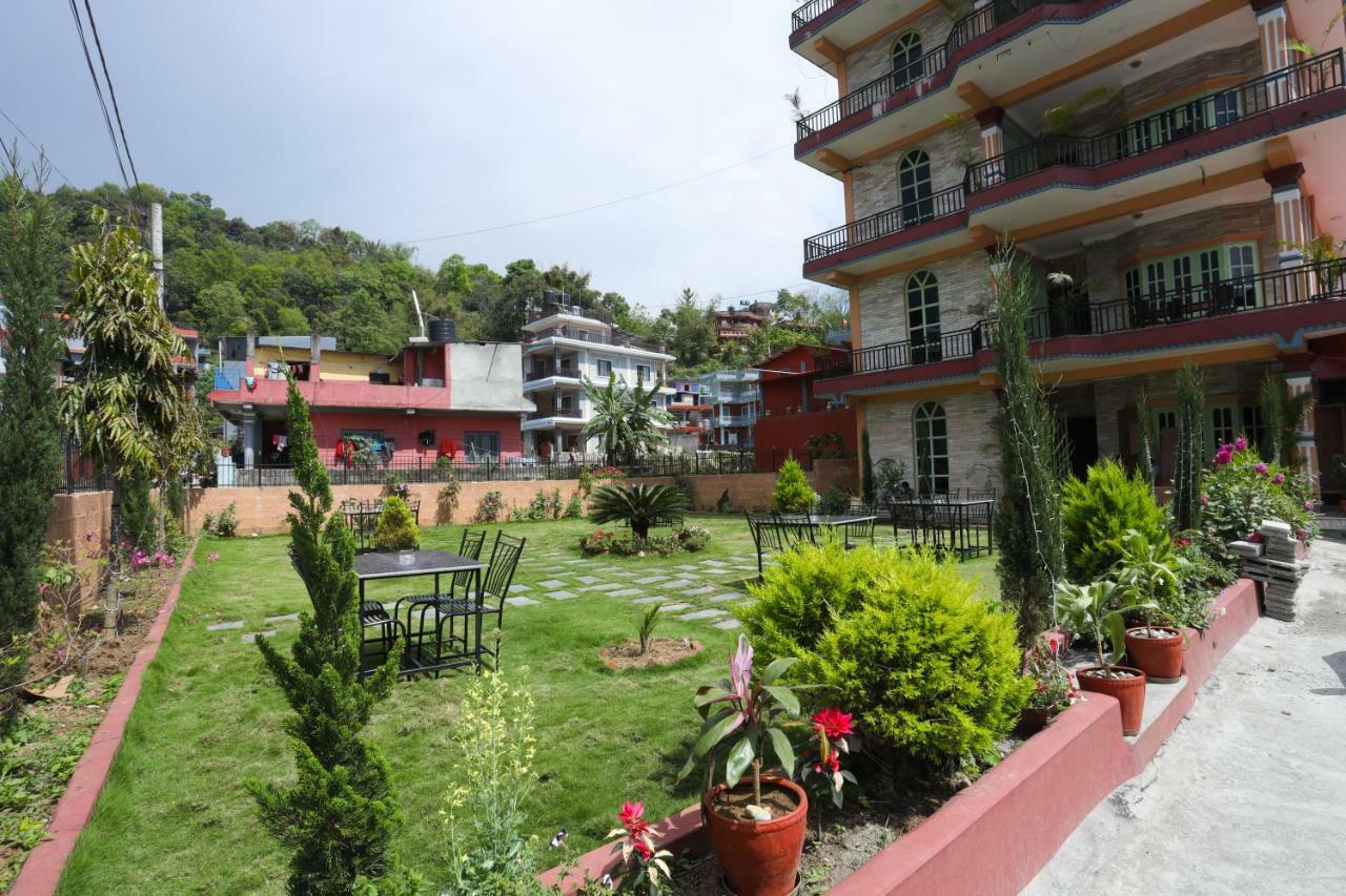 Hotel Blue Magnet Pokhara Luaran gambar